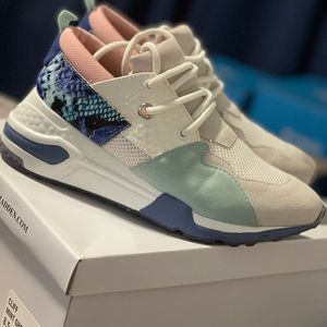 Steve Madden sneakers